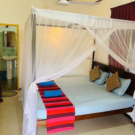 Deshan Homestay & Restaurant Tangalle Zewnętrze zdjęcie