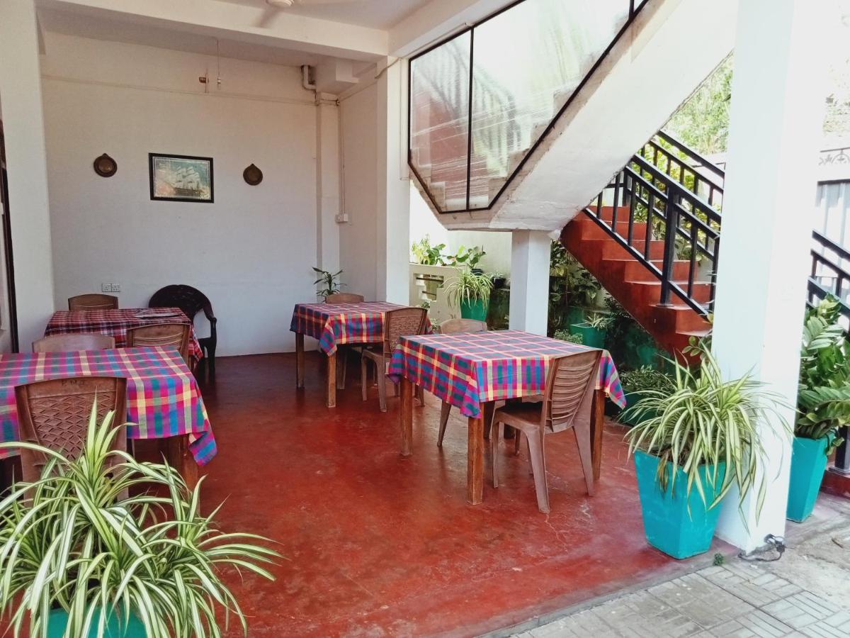 Deshan Homestay & Restaurant Tangalle Zewnętrze zdjęcie