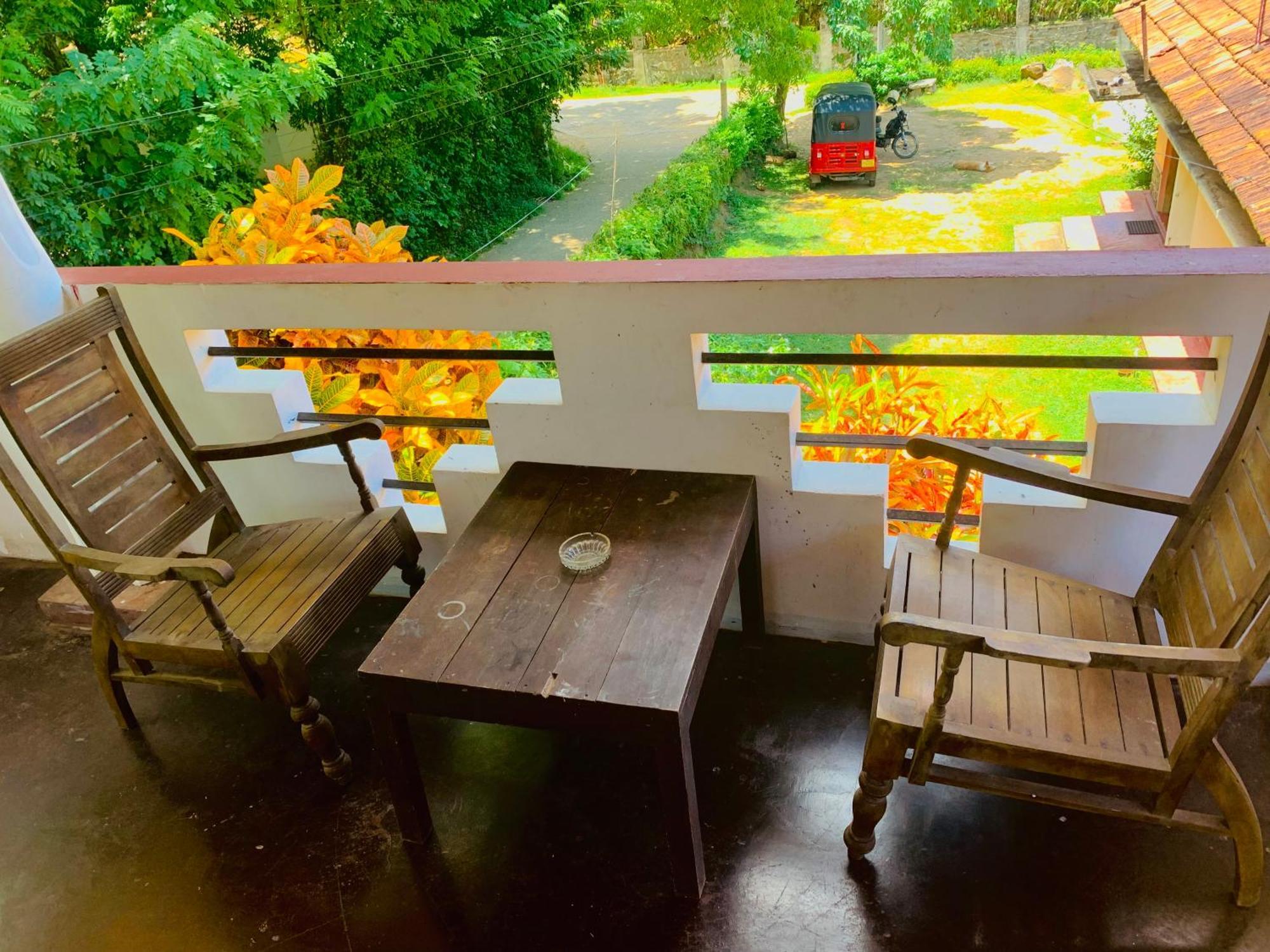 Deshan Homestay & Restaurant Tangalle Zewnętrze zdjęcie