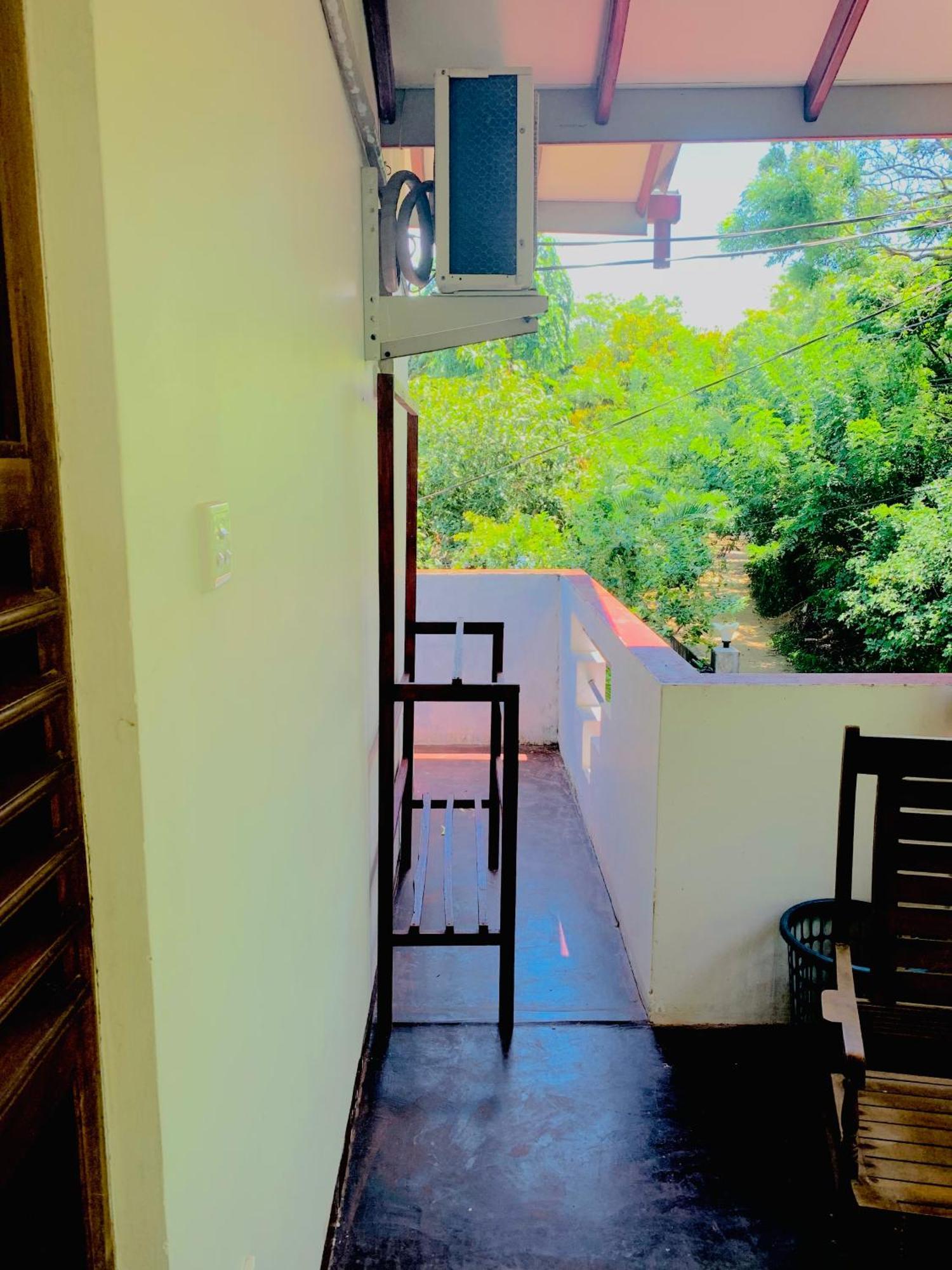 Deshan Homestay & Restaurant Tangalle Zewnętrze zdjęcie