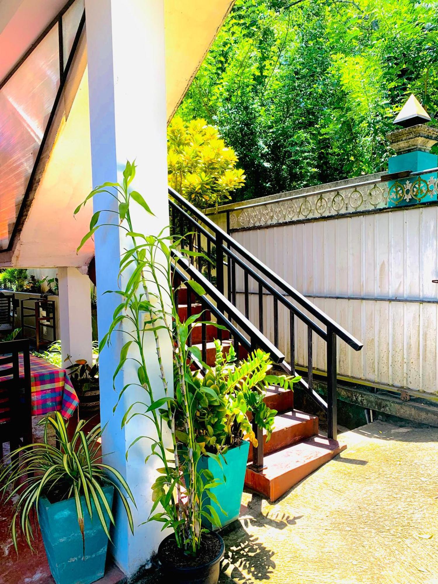 Deshan Homestay & Restaurant Tangalle Zewnętrze zdjęcie