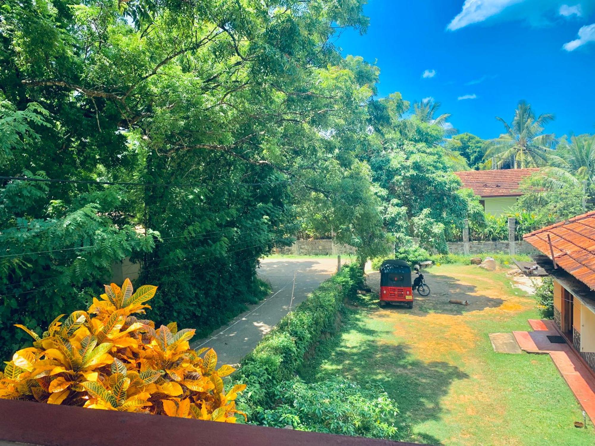 Deshan Homestay & Restaurant Tangalle Zewnętrze zdjęcie